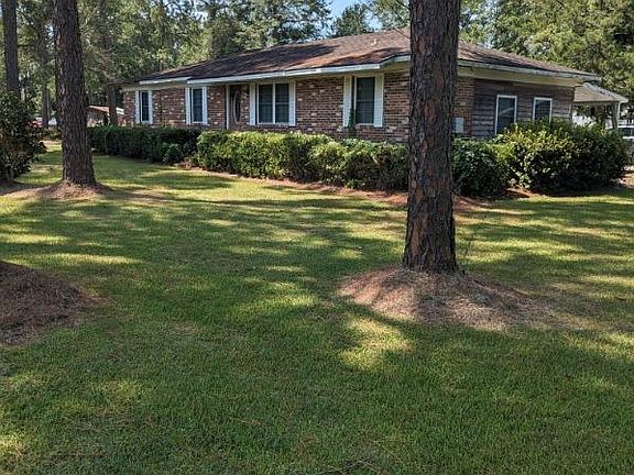 2nd image of 126 Dogwood Dr