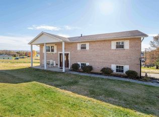 110 Emerald Ct, Morgantown, WV 26505