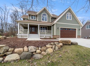 1156 Lexington Blvd, Jackson, MI 49201
