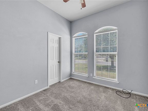 3rd image of 7810 Woodbury Dr