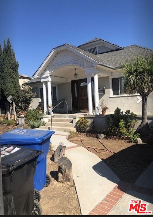 2nd image of 1118 N Edgemont St