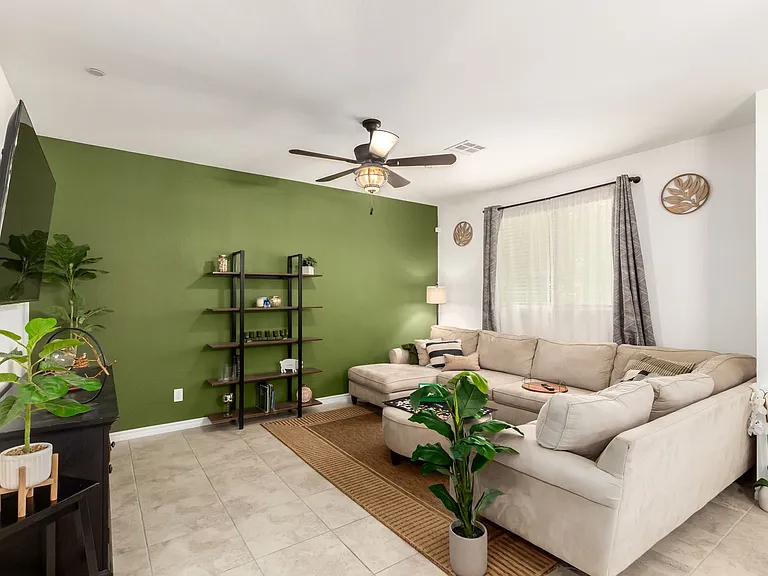 825 Star Estates Ave — Photo 4