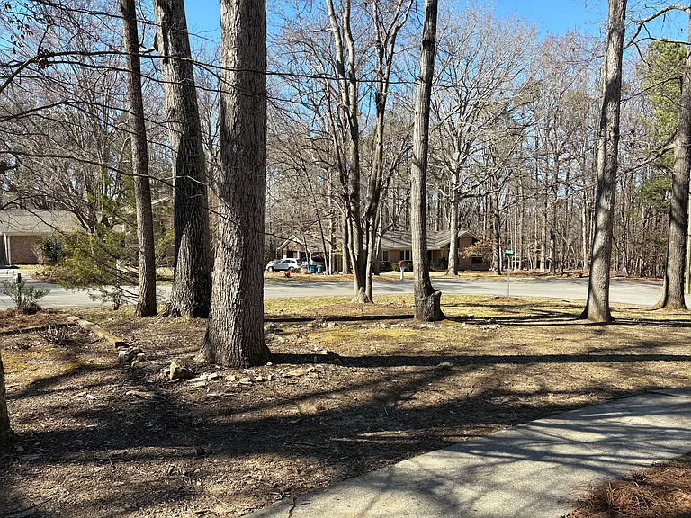 720 Clarion Dr — Photo 46