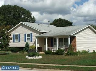 202 Scottfield Dr, Newark, DE 19713