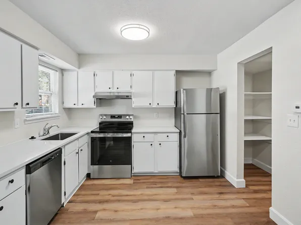 1125 Tennessee St #1, Lawrence, KS 66044