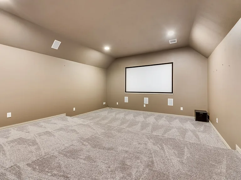2207 Kings Pass — Photo 10