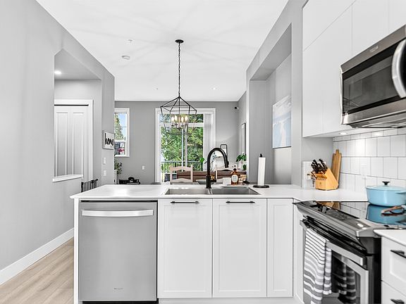 3rd image of 19696 Hammond Rd #7