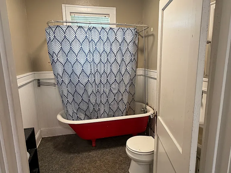709 W Georgia Ave — Photo 4