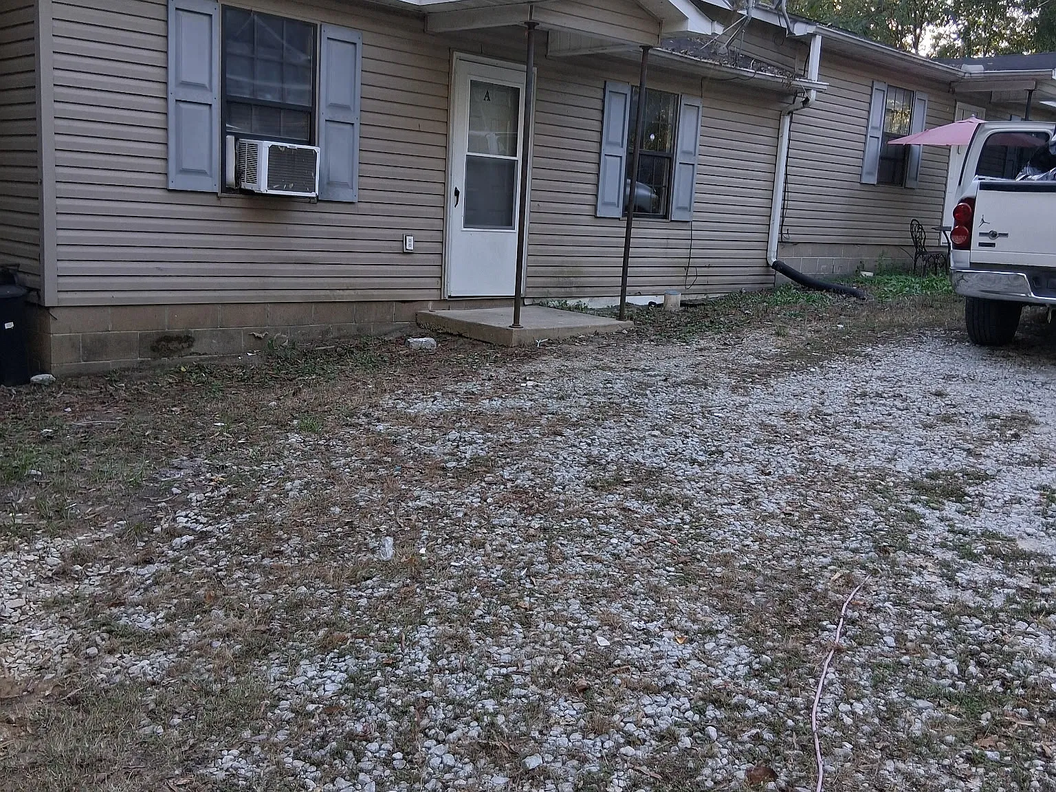 2 bed, 790 sqft, $689 — Photo 3
