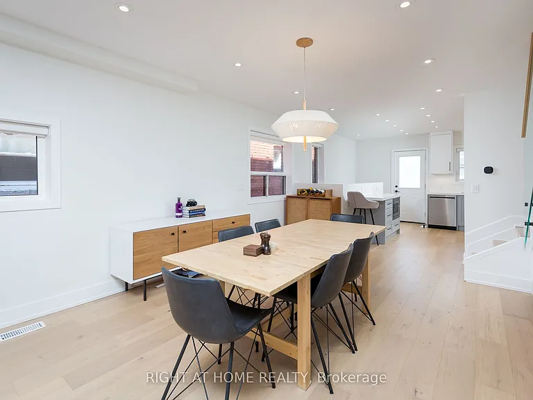 171 Gilbert Ave — Photo 13