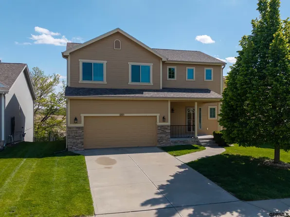 4511 Waterford Ave, Bellevue, NE 68133