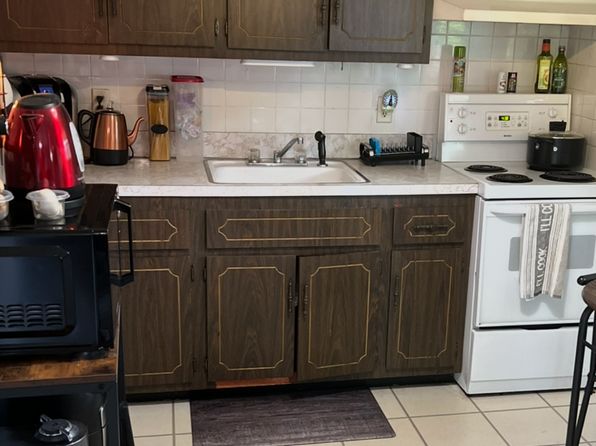 (undisclosed Address)