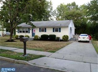9 Cypress Cir, West Deptford, NJ 08096