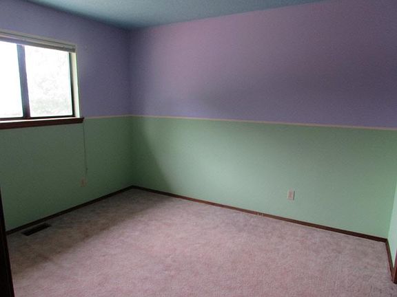 3rd image of 3307 Northridge Dr