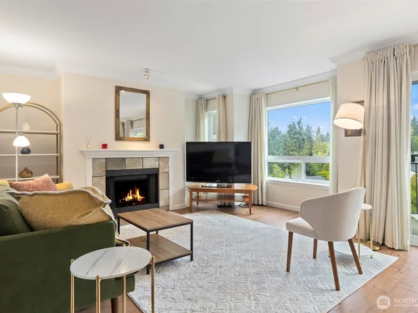 31500 33rd Place SW #Q203, Federal Way, WA 98023