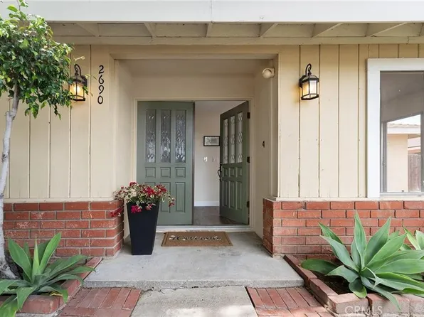 2690 N Berkeley St, Orange, CA 92865