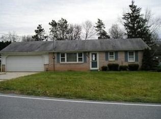 880 Cedars Rd, Lewisberry, PA 17339