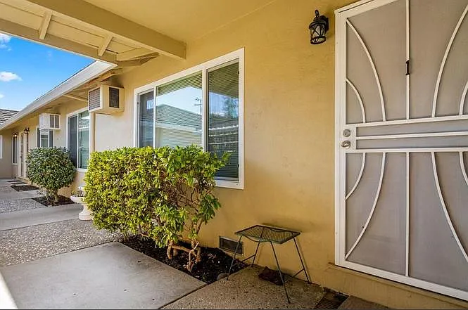 3260 Homestead Rd #1 — Photo 2