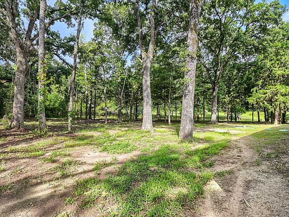 2nd image of 6051 County Road 2297
