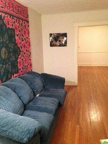1st image of 326 Roosevelt Ave