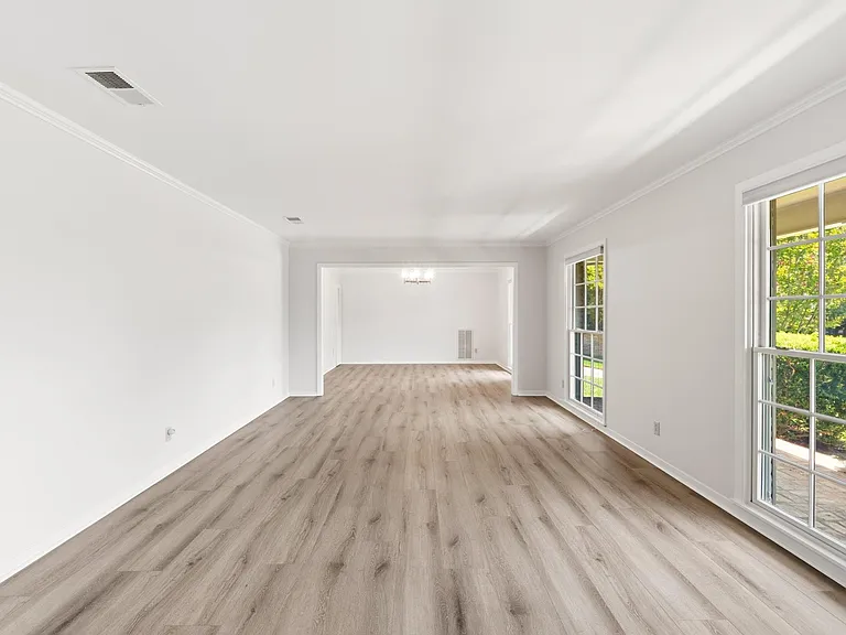 2802 Pecos St — Photo 17
