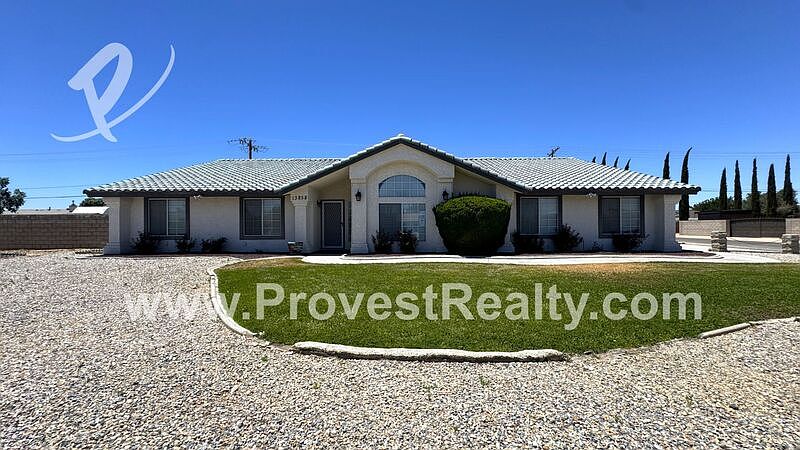 1st image of 13858 Rincon Rd