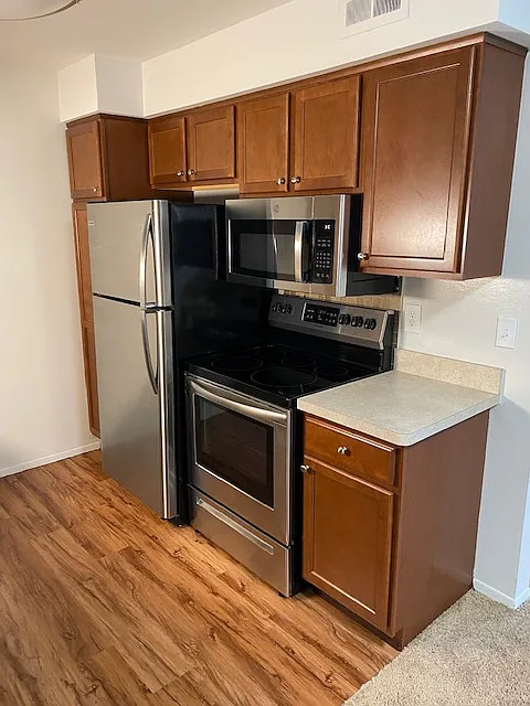 1 bed, 689 sqft, $1,295 — Photo 3