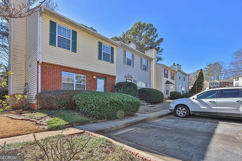 6390 Wedgeview Dr photo 1