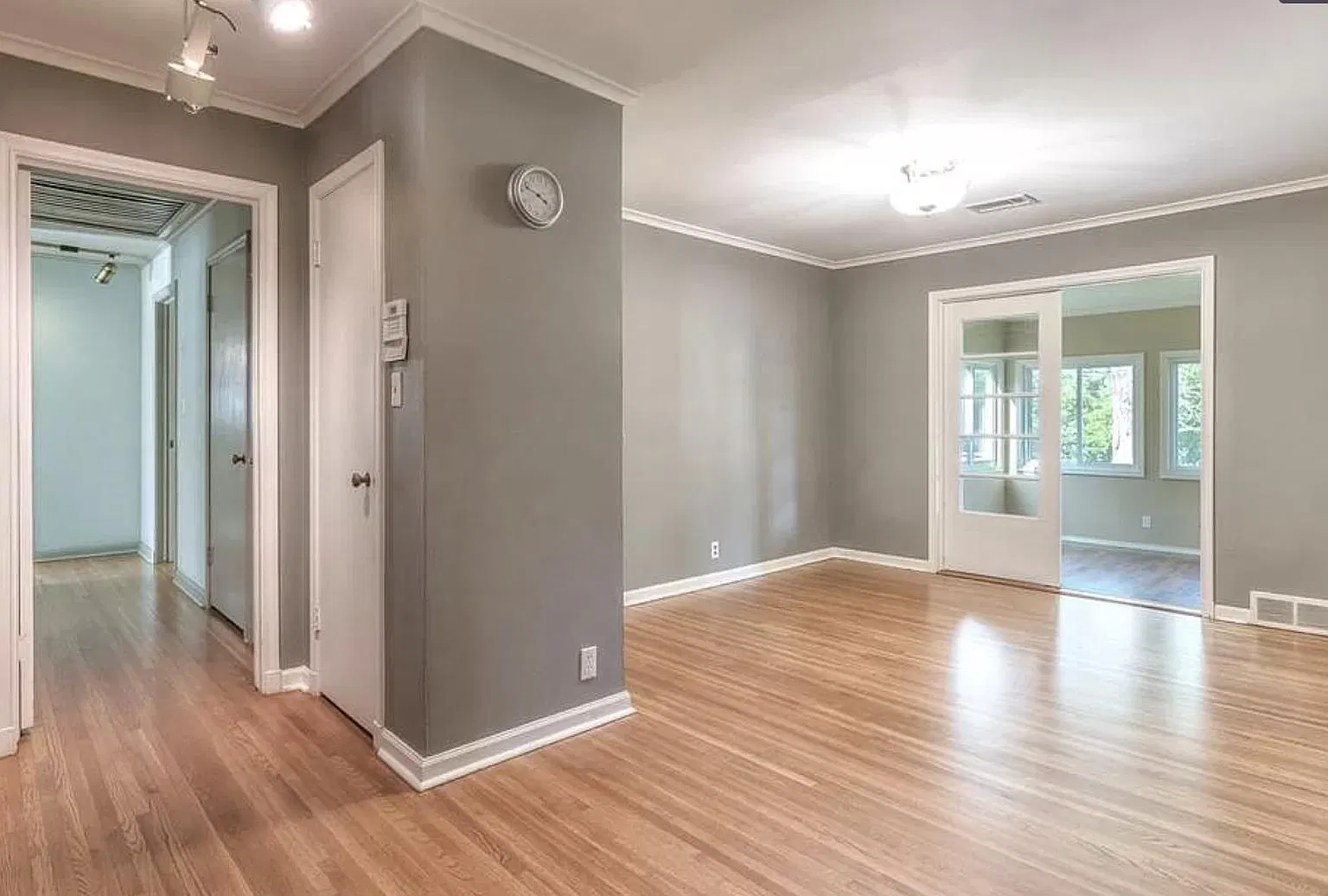 3 bed, 1803 sqft, $2,200 — Photo 3