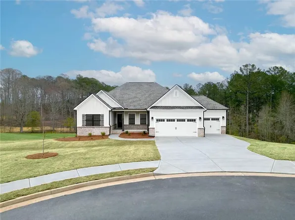 1244 Red Oak Blvd, Loganville, GA 30052