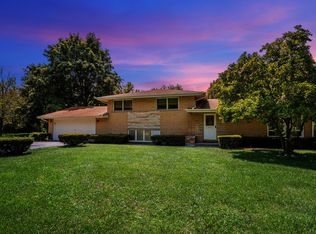 14322 McCarthy Rd, Lemont, IL 60439