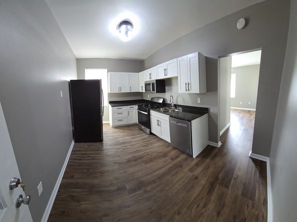 815 Vine St #2