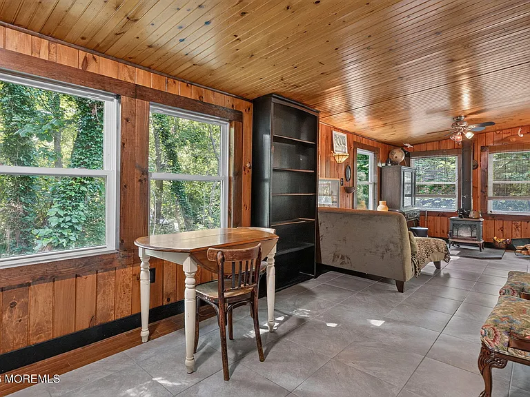 117 McDermott Rd — Photo 8