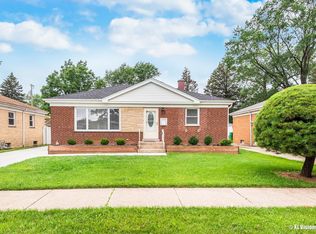 1608 Boeger Ave, Westchester, IL 60154