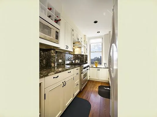 Sold by Stribling | media 4