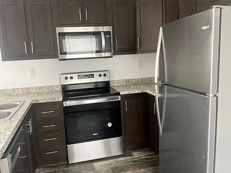 1405 Front Royal Pike — Photo 11