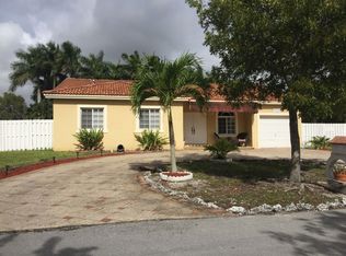 13201 SW 206th Ter, Miami, FL 33177