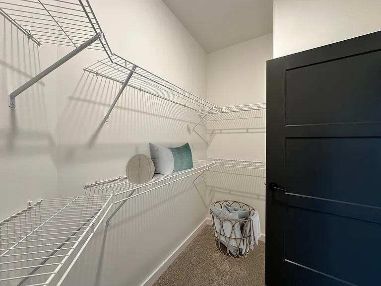 The Wren Apartments — Photo 139