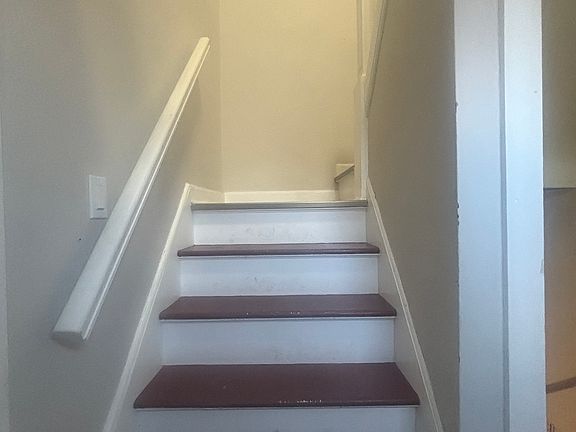 2nd image of 534 Pingree Ave Floor 2