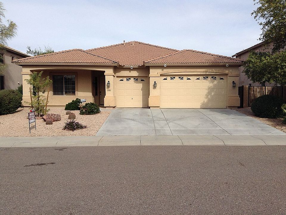 1st image of 29936 W Amelia Ave