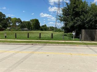 1327 Buescher Dr, Houston, TX 77043