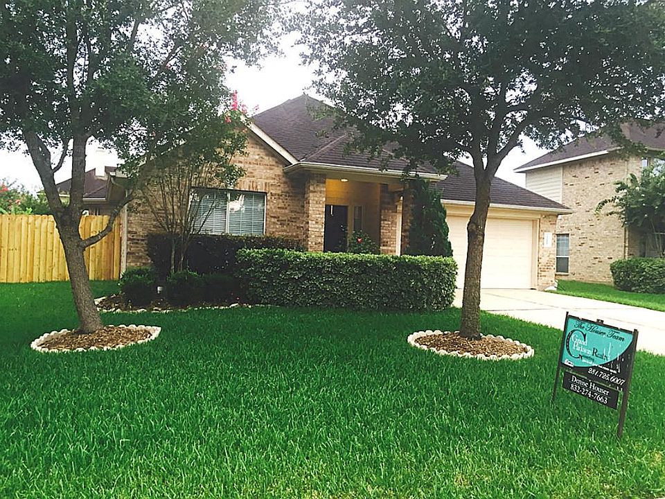 1st image of 22111 Skyridge Ln