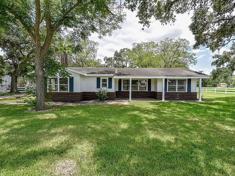 1410 S Columbia Dr #36 — Photo 4