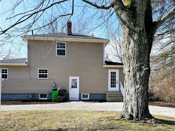 1346 Iroquois Ave, Akron, OH 44312