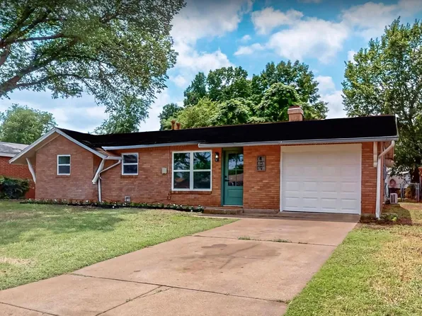 409 Fleming Dr, Hurst, TX 76053