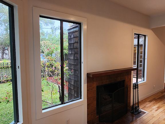 Living Room views of Front Yard