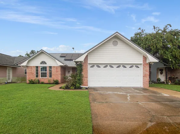 109 Michelle Ct, Panama City Beach, FL 32407