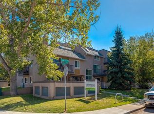 2404 16a St SW #105, Calgary, AB T2T4K5