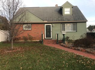 337 S Sporting Hill Rd, Mechanicsburg, PA 17050