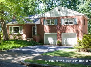 1404 Oak Ln, Reading, PA 19604